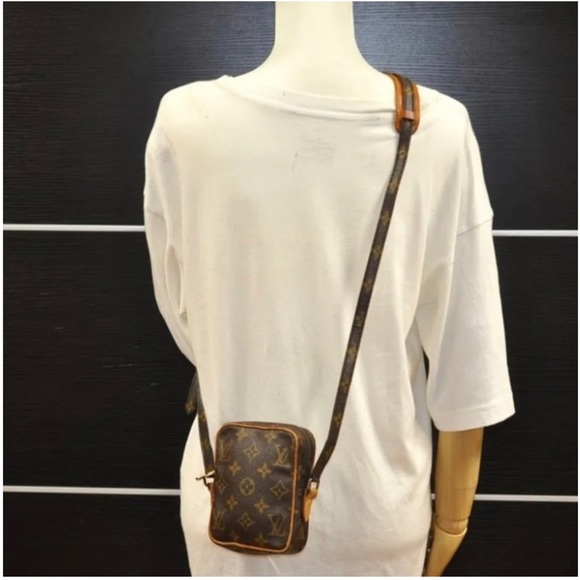 Unisex Louis Vuitton Mini Danube In monogram - Picture 15 of 16